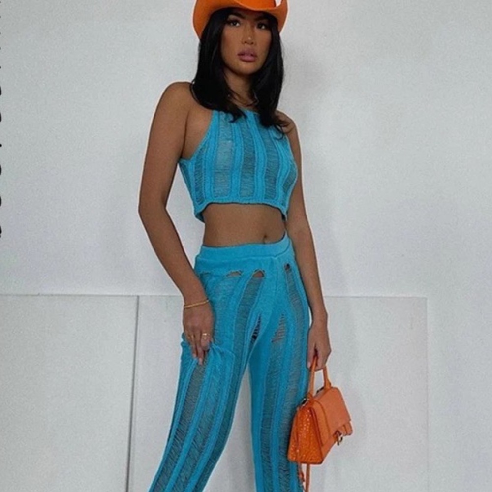 Blue 2 piece crochet set